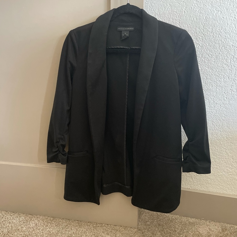 Grace elements black jacket size medium